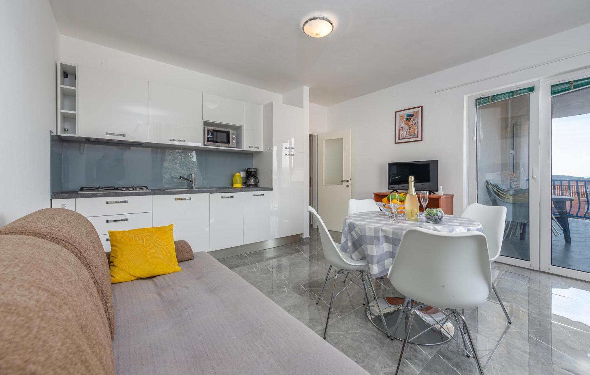 Amazing Apartment In Pakostane Exterior photo