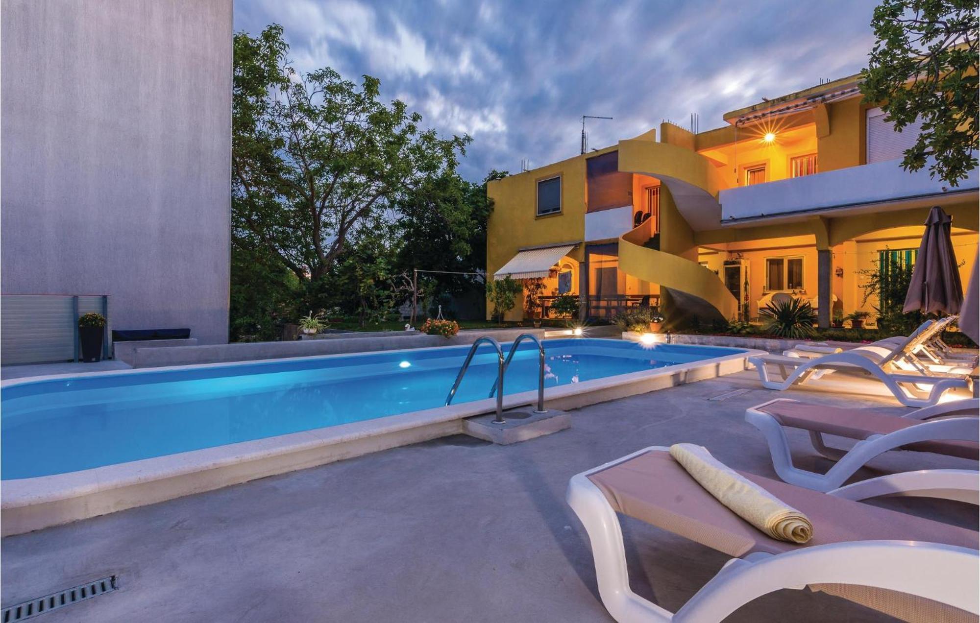 Amazing Apartment In Pakostane Exterior photo