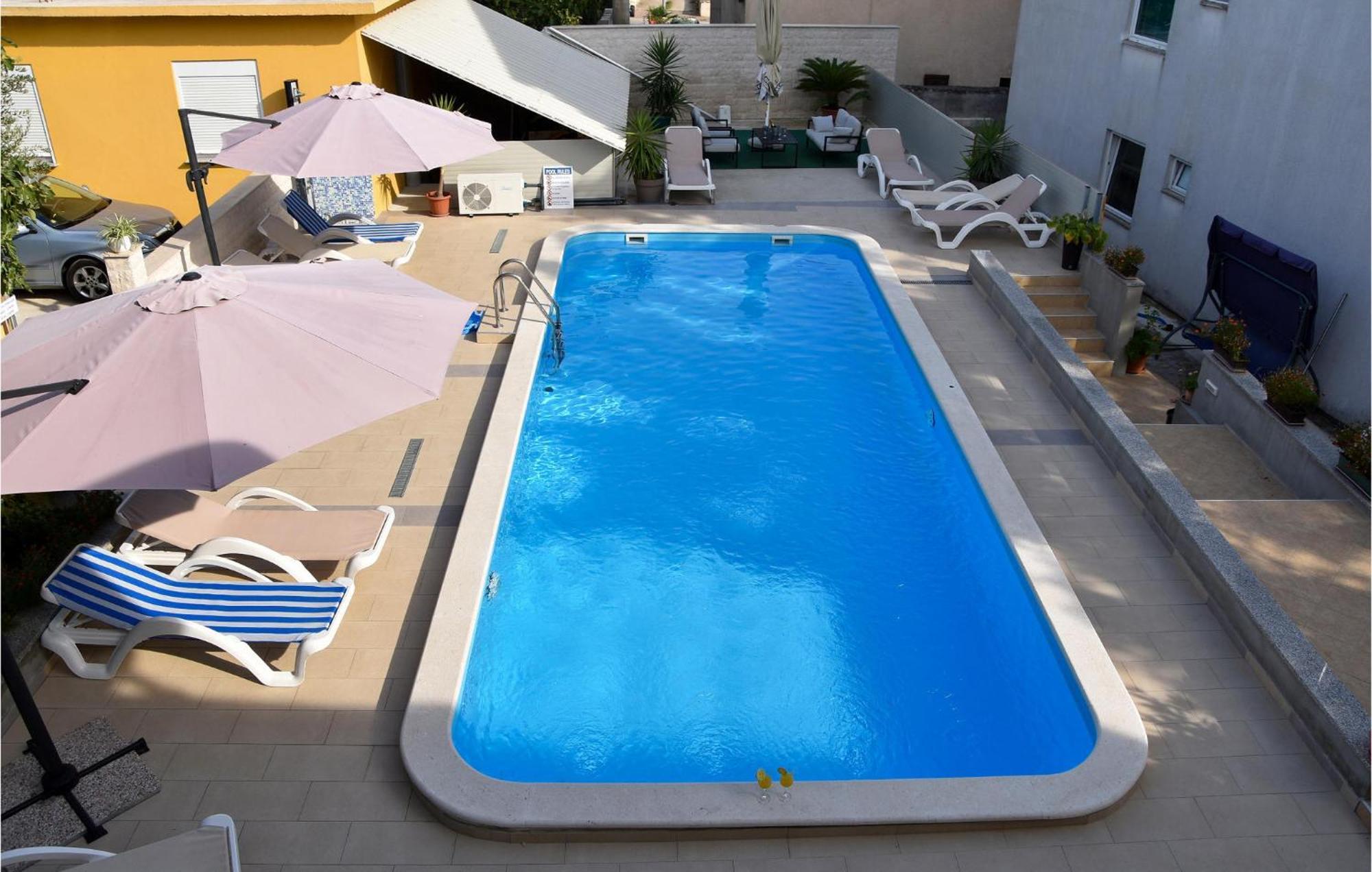 Amazing Apartment In Pakostane Exterior photo